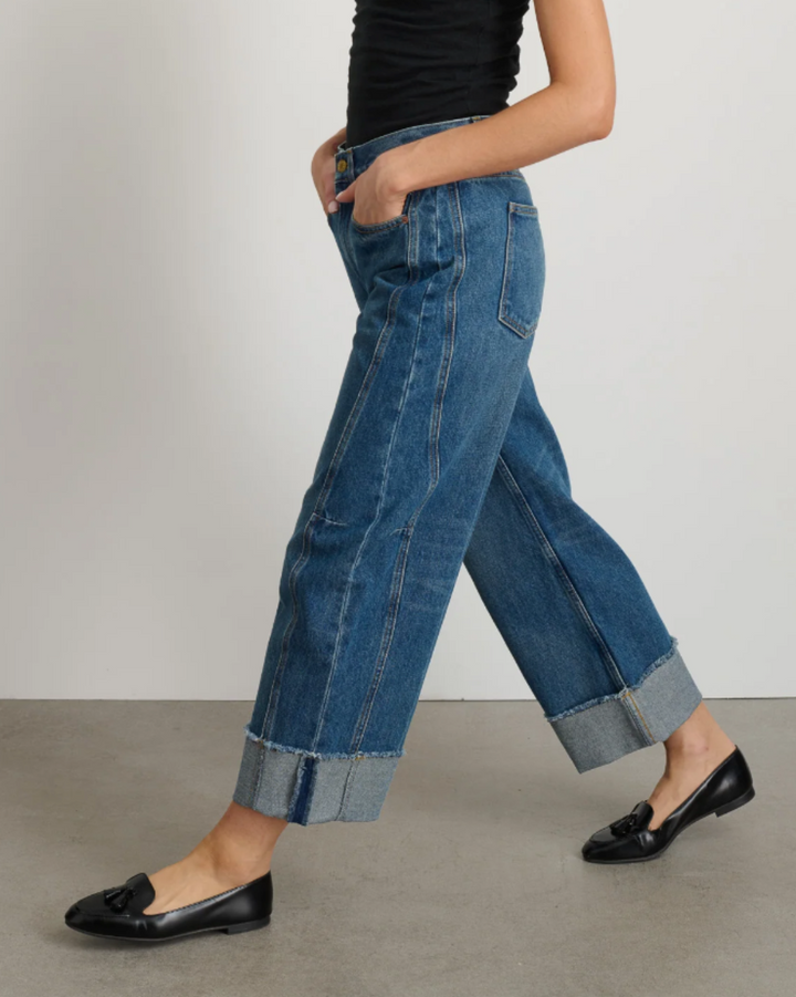 Relaxed Cuffed Lasso | Vista Blue
