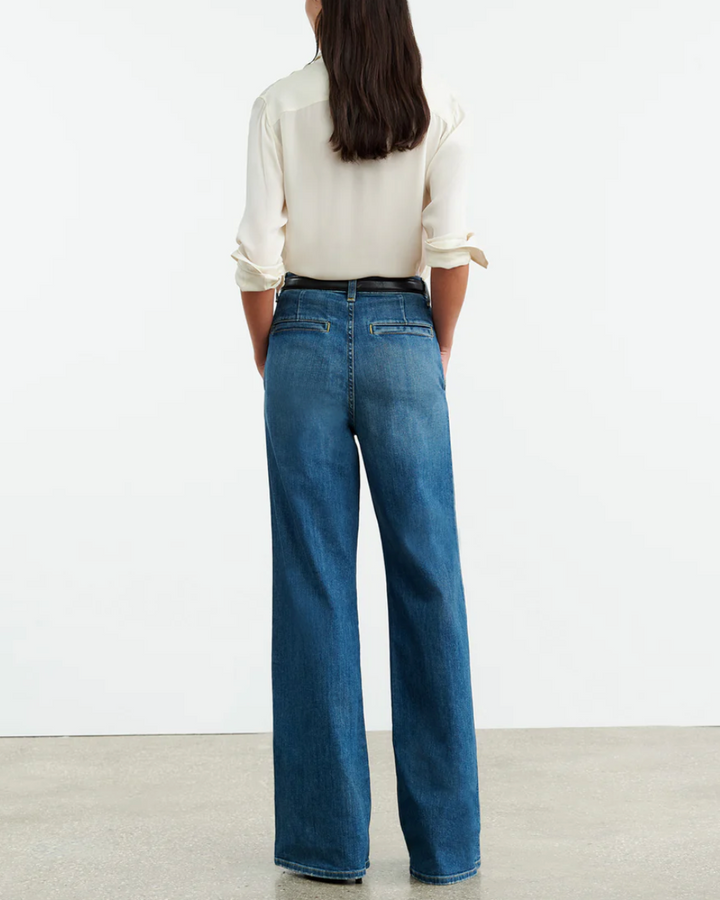 Flora Trouser Jean | Classic Wash