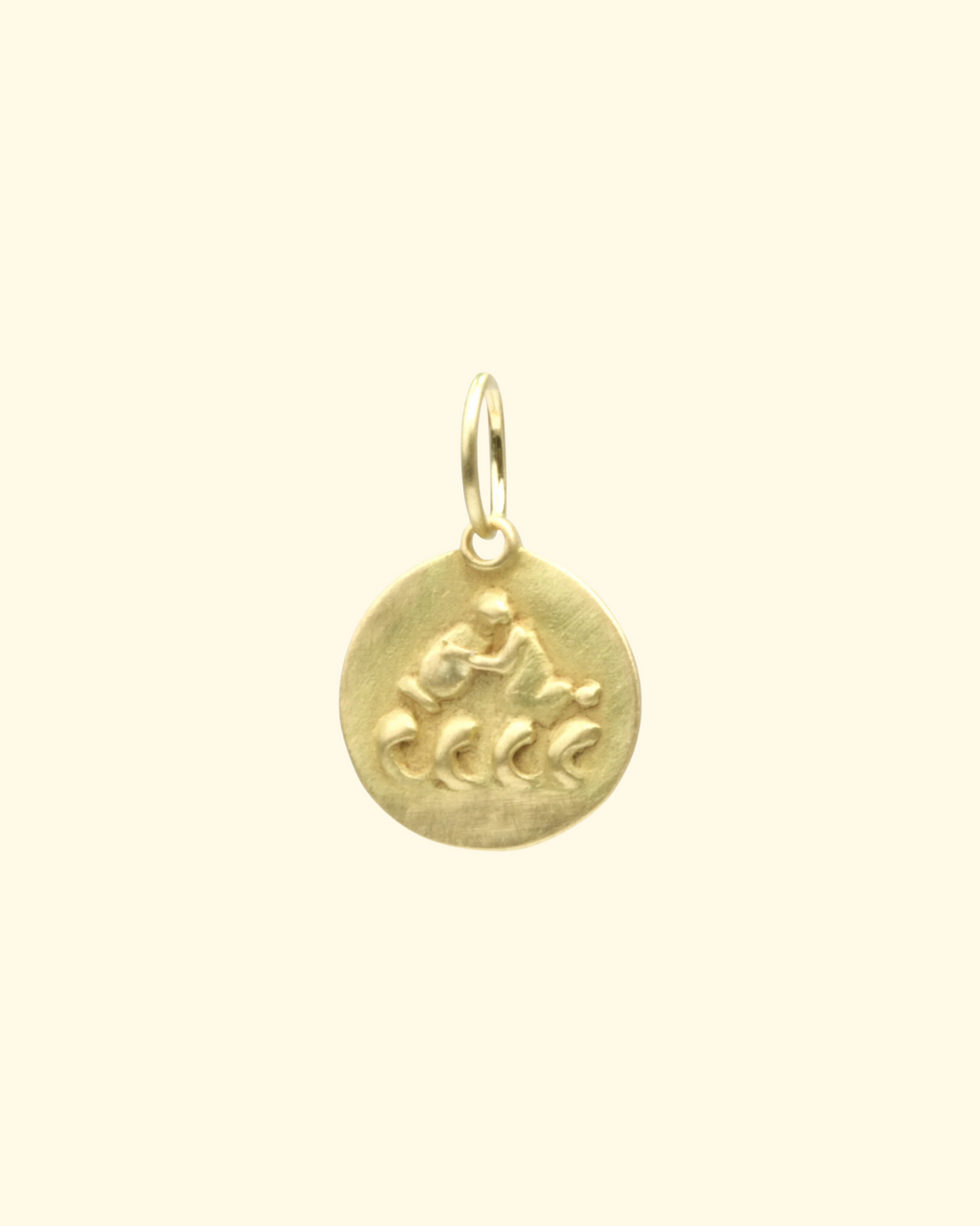 Aquarius Medal Charm | 18k Yellow Gold