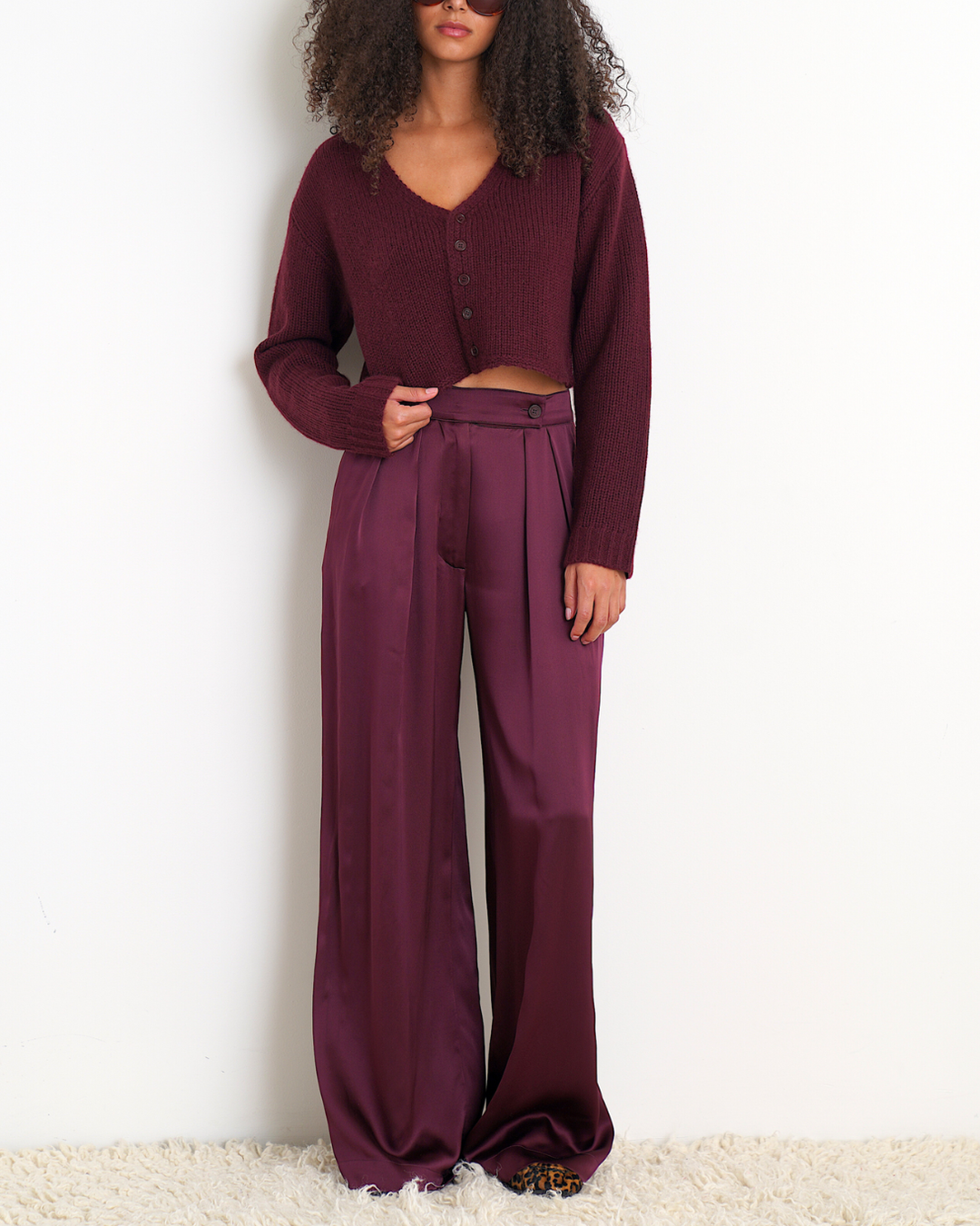 Bianco Cropped V-Neck Cardigan | Bordeaux