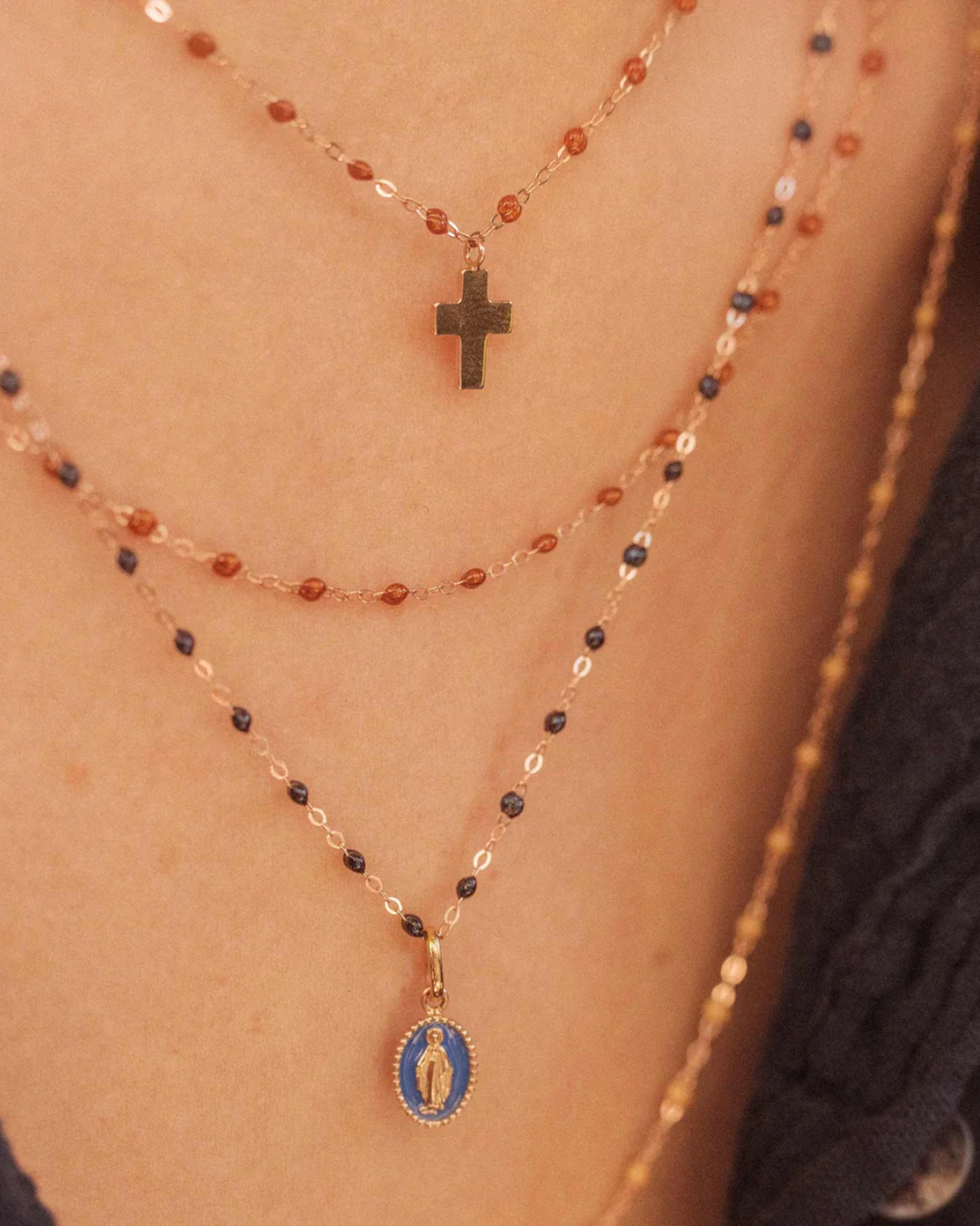 Resin Madone Pendant | Lapis