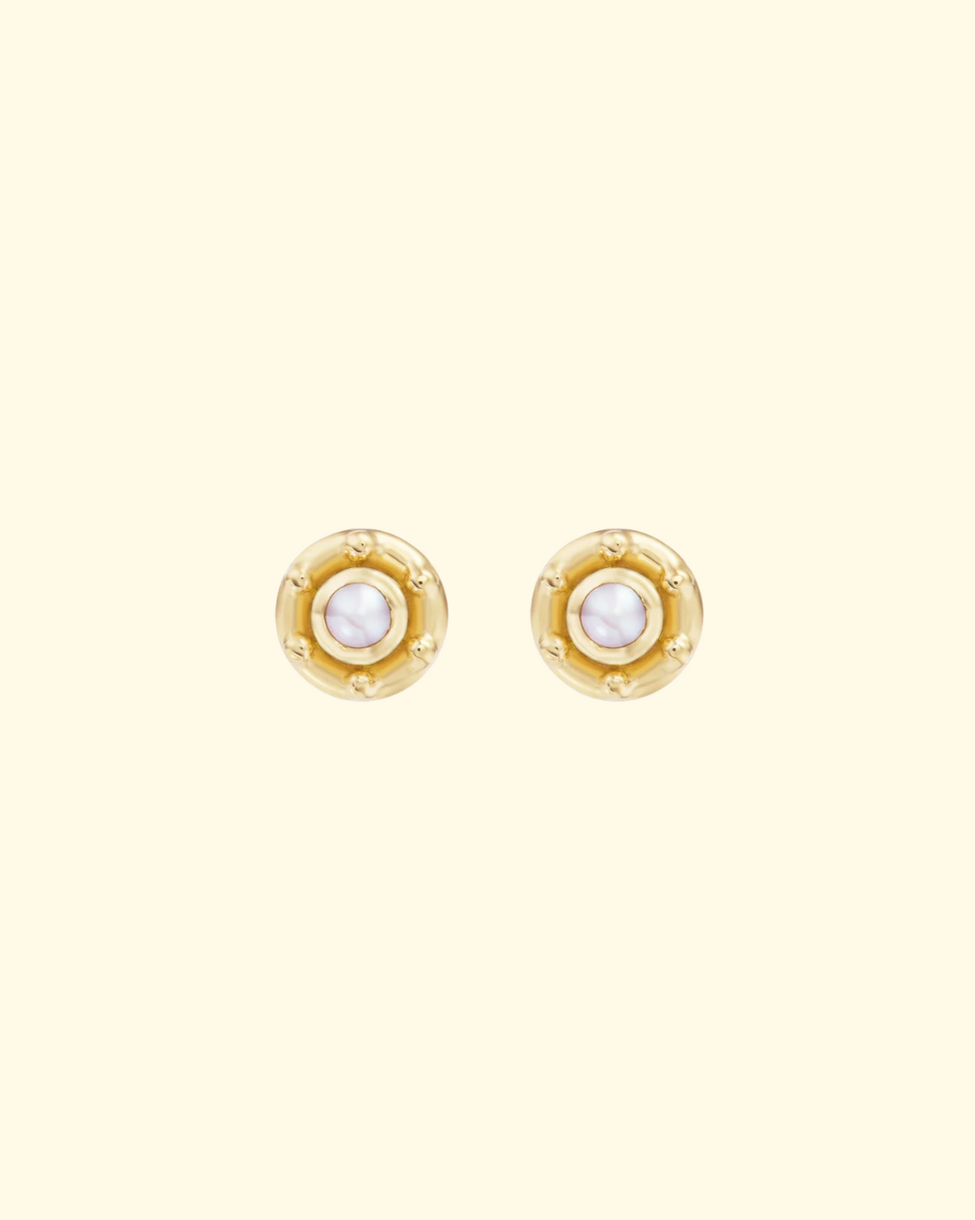 Aurifex Stud Earrings in Pearl | 18k Yellow Gold