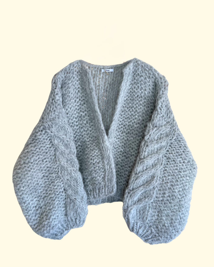 Fleecy Alpaca Cable Bomber | Sweater Grey