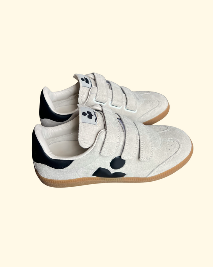 Beth Sneaker | Chalk/Black
