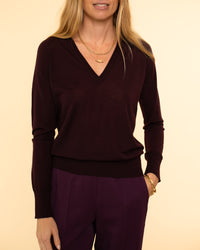 Superfine Merinos V-neck Sweater | Ruby