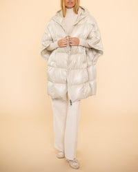 Quilted Cape | Mandorla