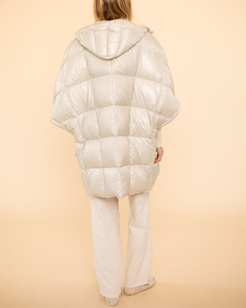 Quilted Cape | Mandorla