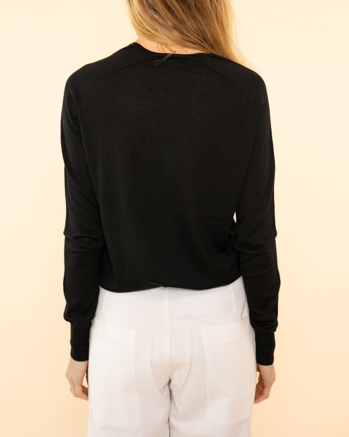 Fitted V Neck Sweater | Black