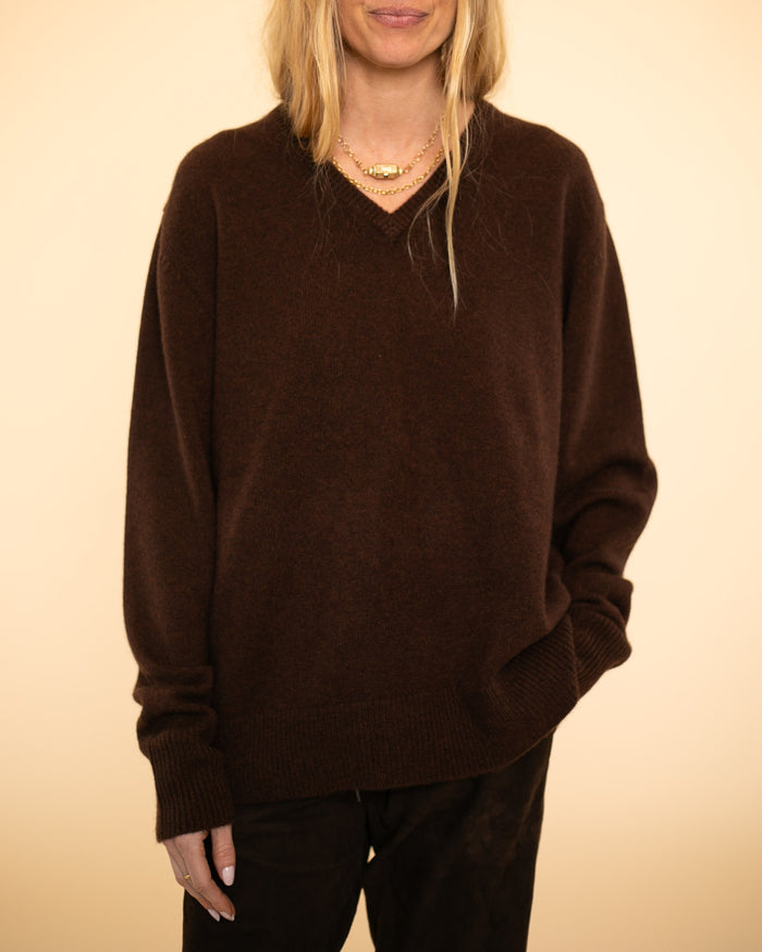 Classic V-neck Sweater | Americano