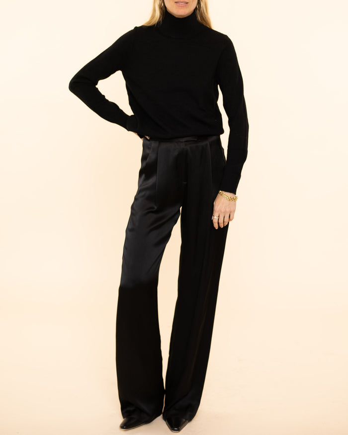 Iris Sweater | Black
