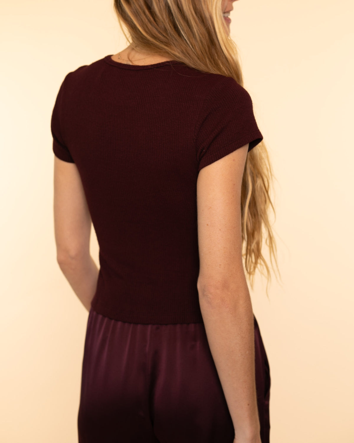 Yael Cropped Baby Tee | Bordeaux