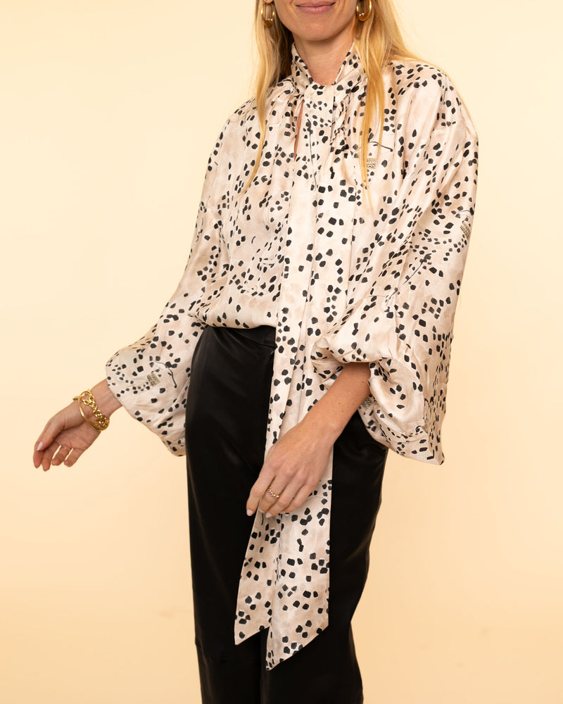 Illustration Billow Blouse | Dalmatian Dot