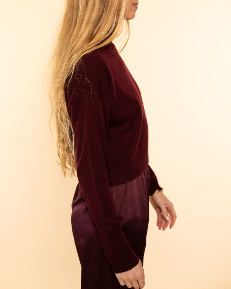 Sable Turtleneck Sweater | Bordeaux