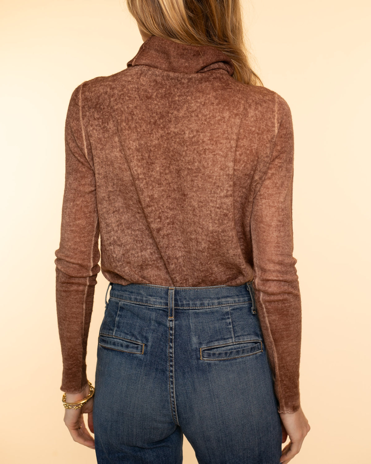 High Neck Pullover | Brownie