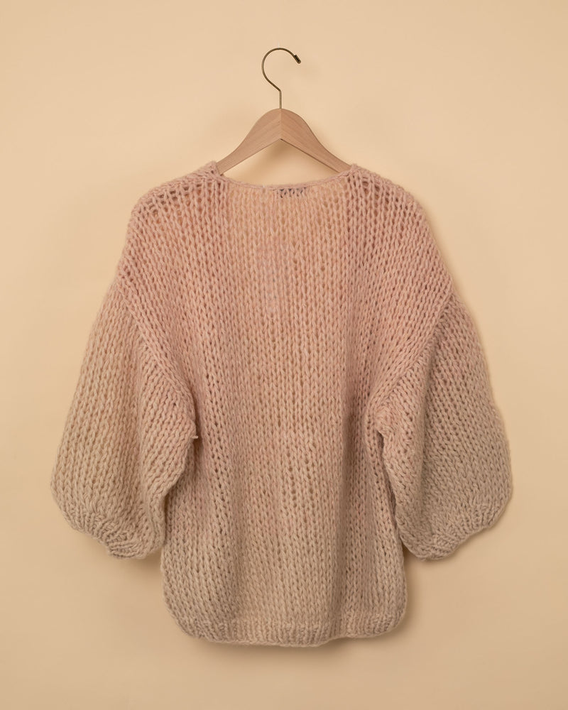 Fine Cashmere Gradient Big Cardigan | Soft Apricot