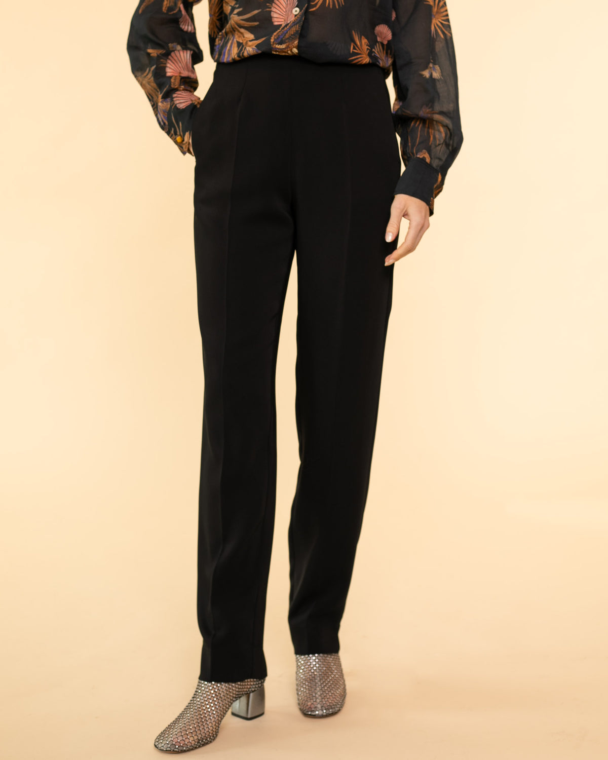 Stretch Cady Crepe High Waist Pant | Nero