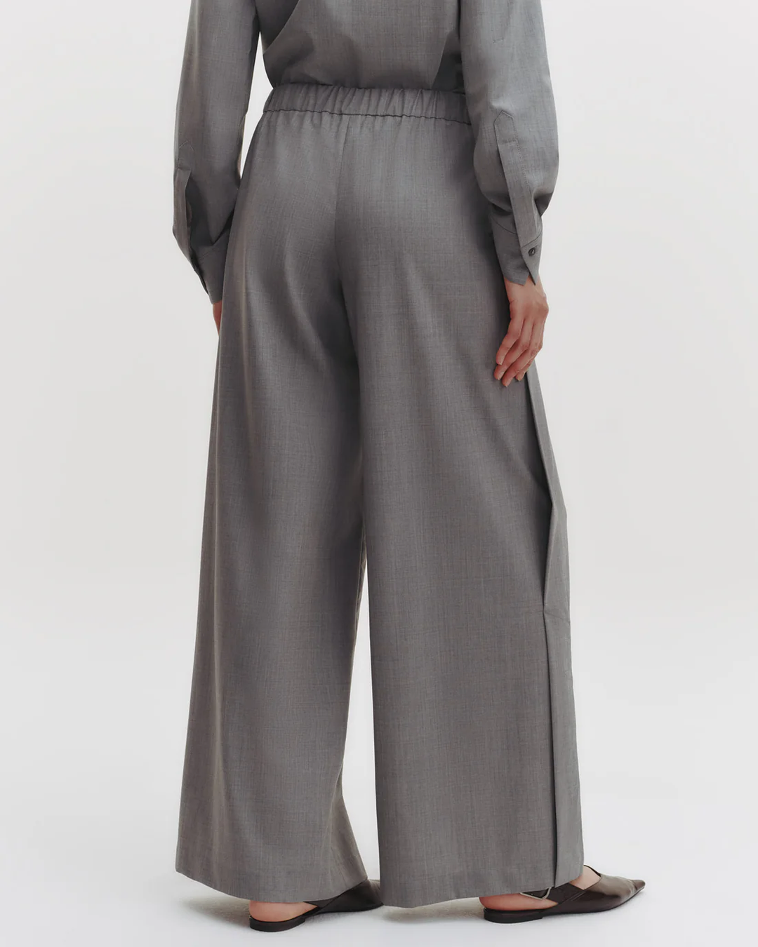 Eva w/ Tux Pleat | Medium Heather Grey