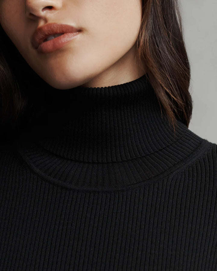 Knit Turtleneck | Black