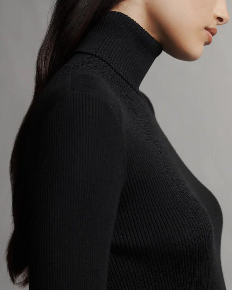 Knit Turtleneck | Black