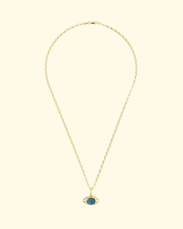 Blue Tourmaline Eye Pendant With Chain | 18k Yellow Gold