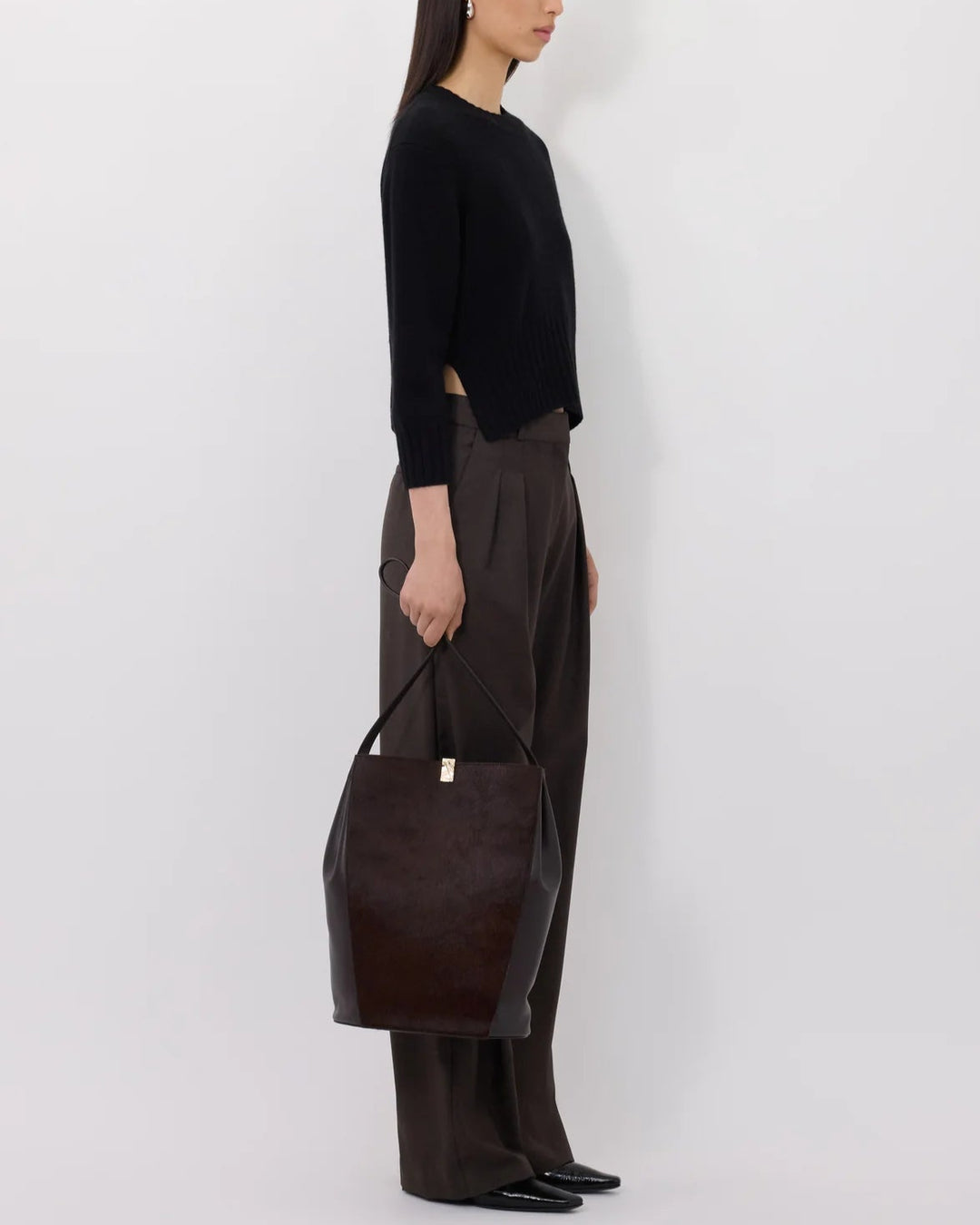 Mora Cropped Sweater | Black