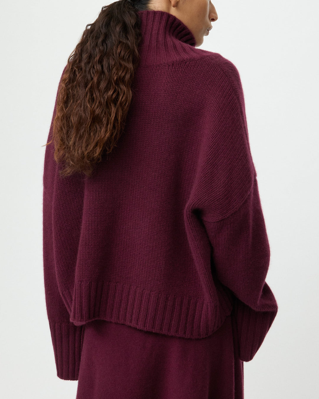 Girlfriend Turtleneck | Bordeaux