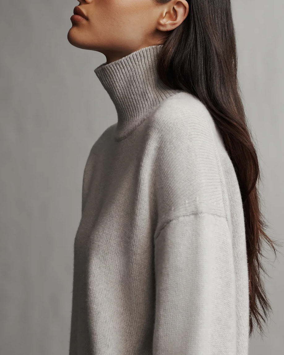 New Perfect Turtleneck | White Heather Grey