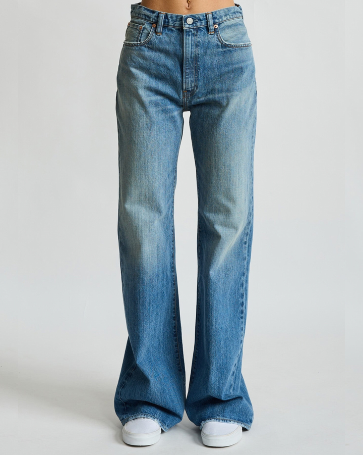 Dena Jean | Lexington Blue