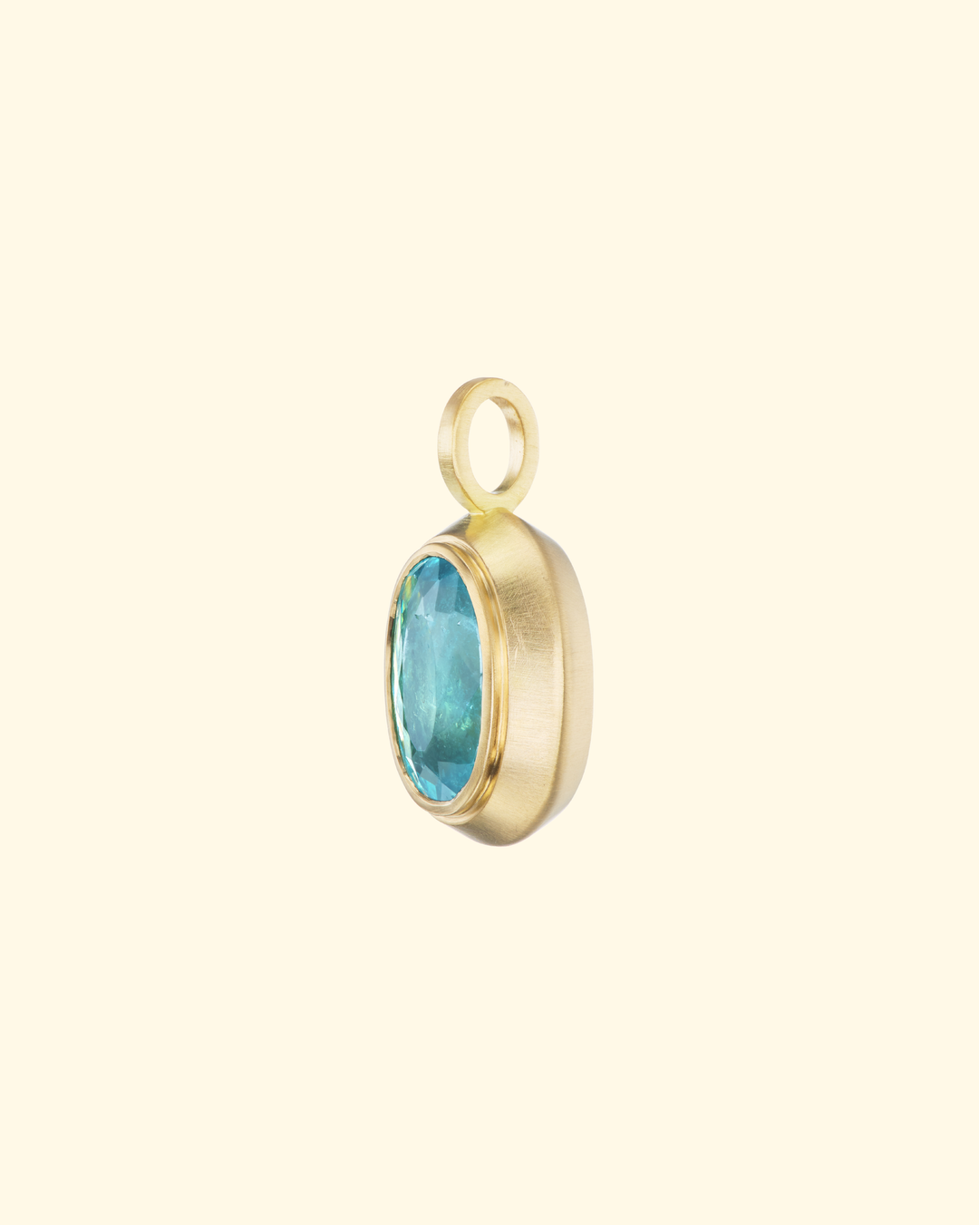 Blue Tourmaline Oval Pendant With Chain | 18k Yellow Gold