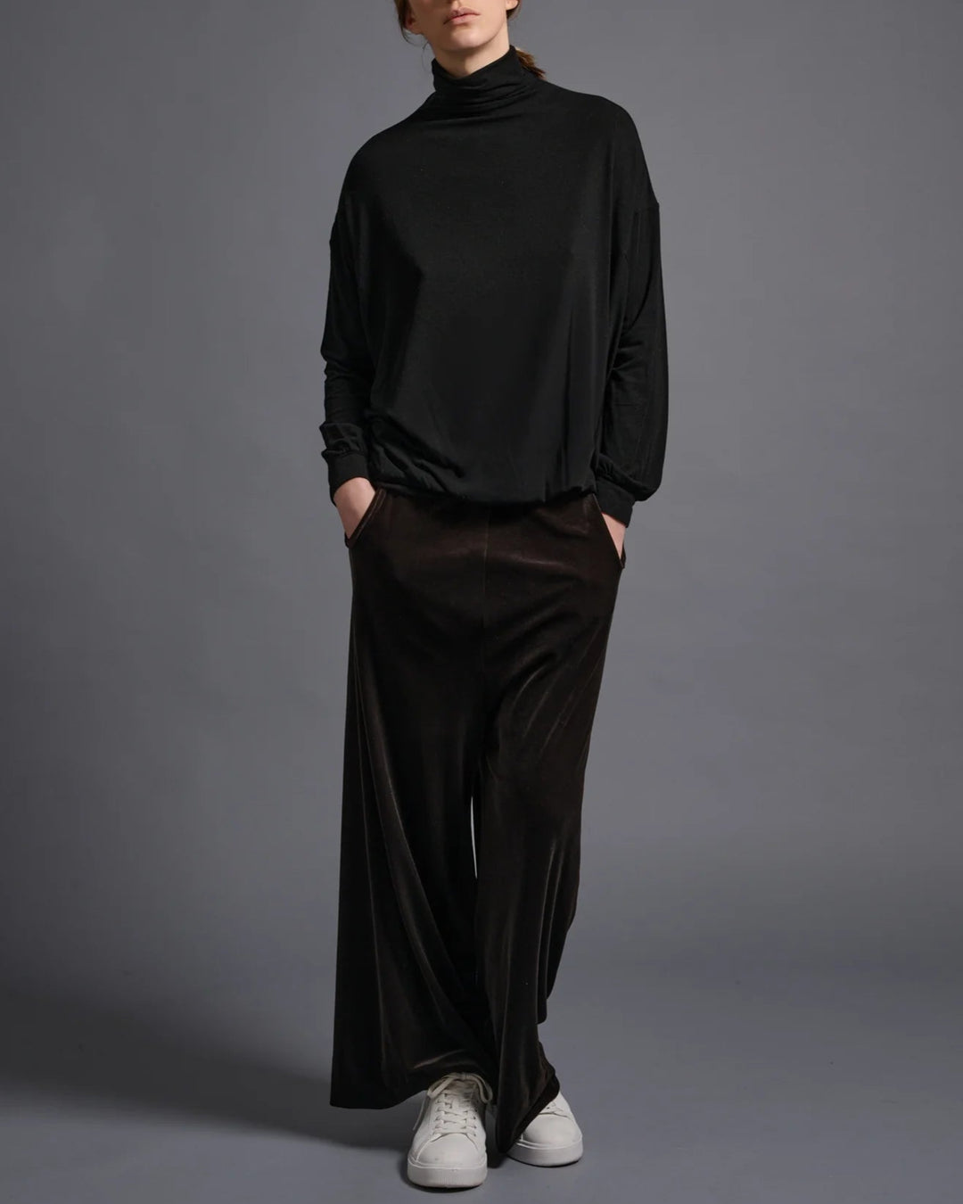 Myra | Black
