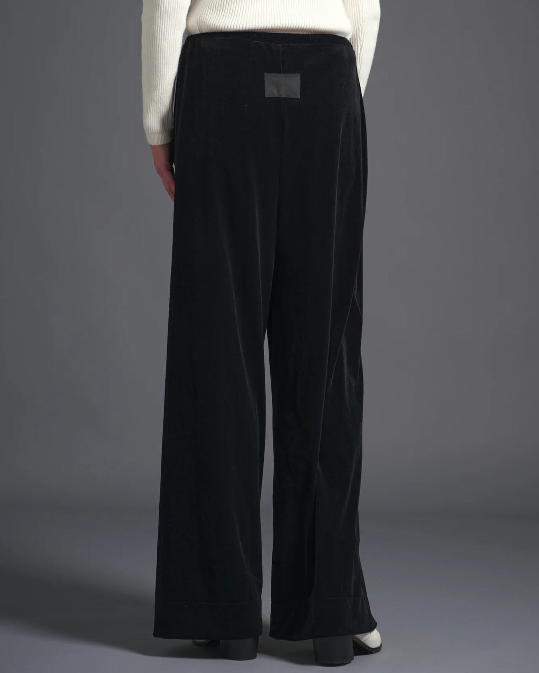 Alison Trouser | Black