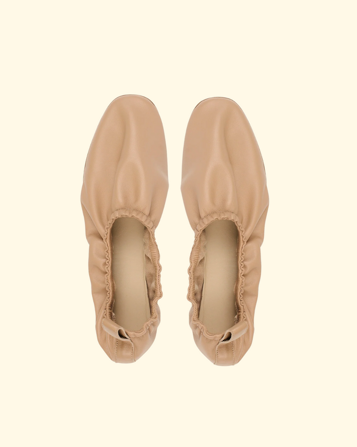 The Elastic Slipper | Dark Carmel