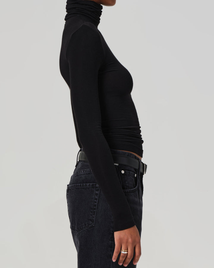 Caradene Turtleneck | Black