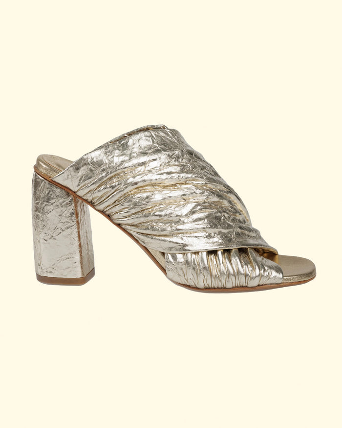 Leather Heeled Thong Sandals | Silver
