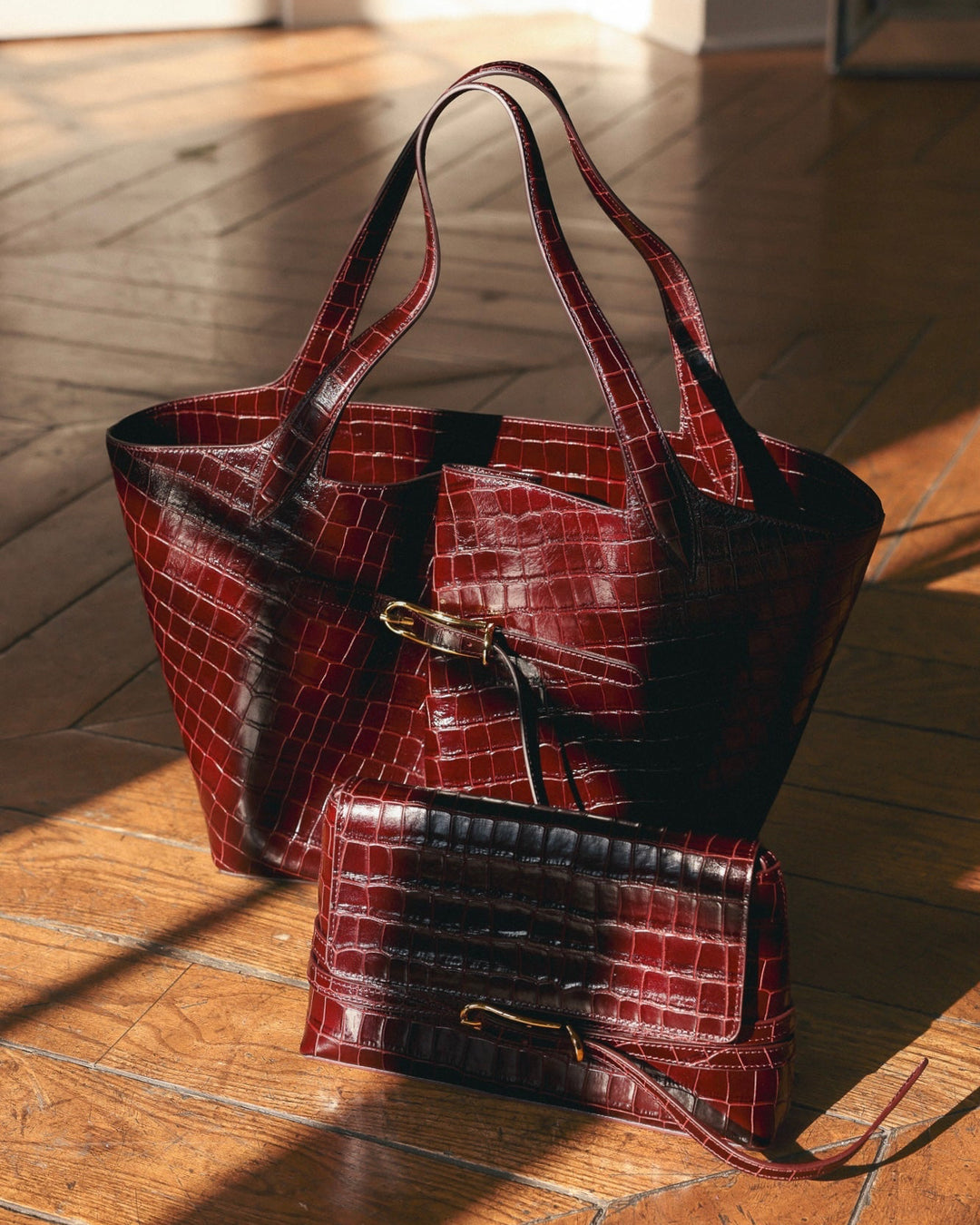 Belted Shoulder Bag | Burgundy Croc