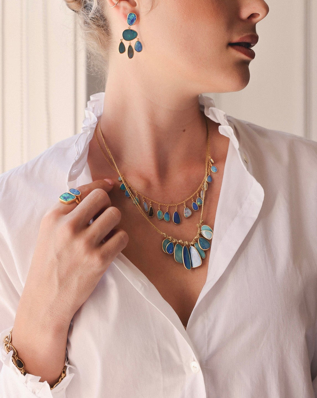18kt Gold Alectrona Seventeen Colette Set Necklace on Chain | Opal