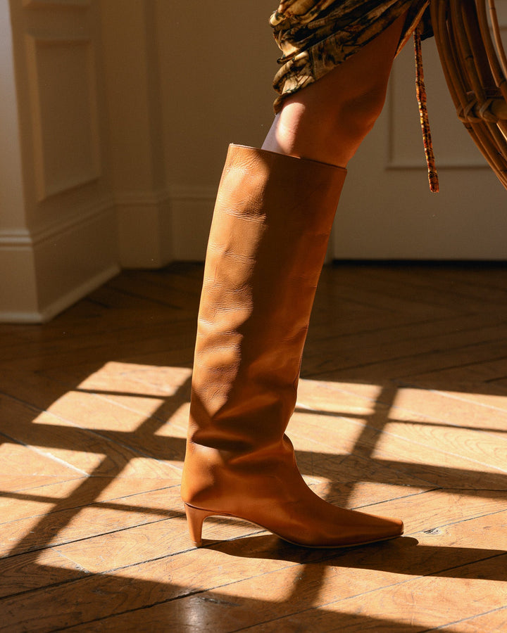 Wally Boot | Cashew Distressed