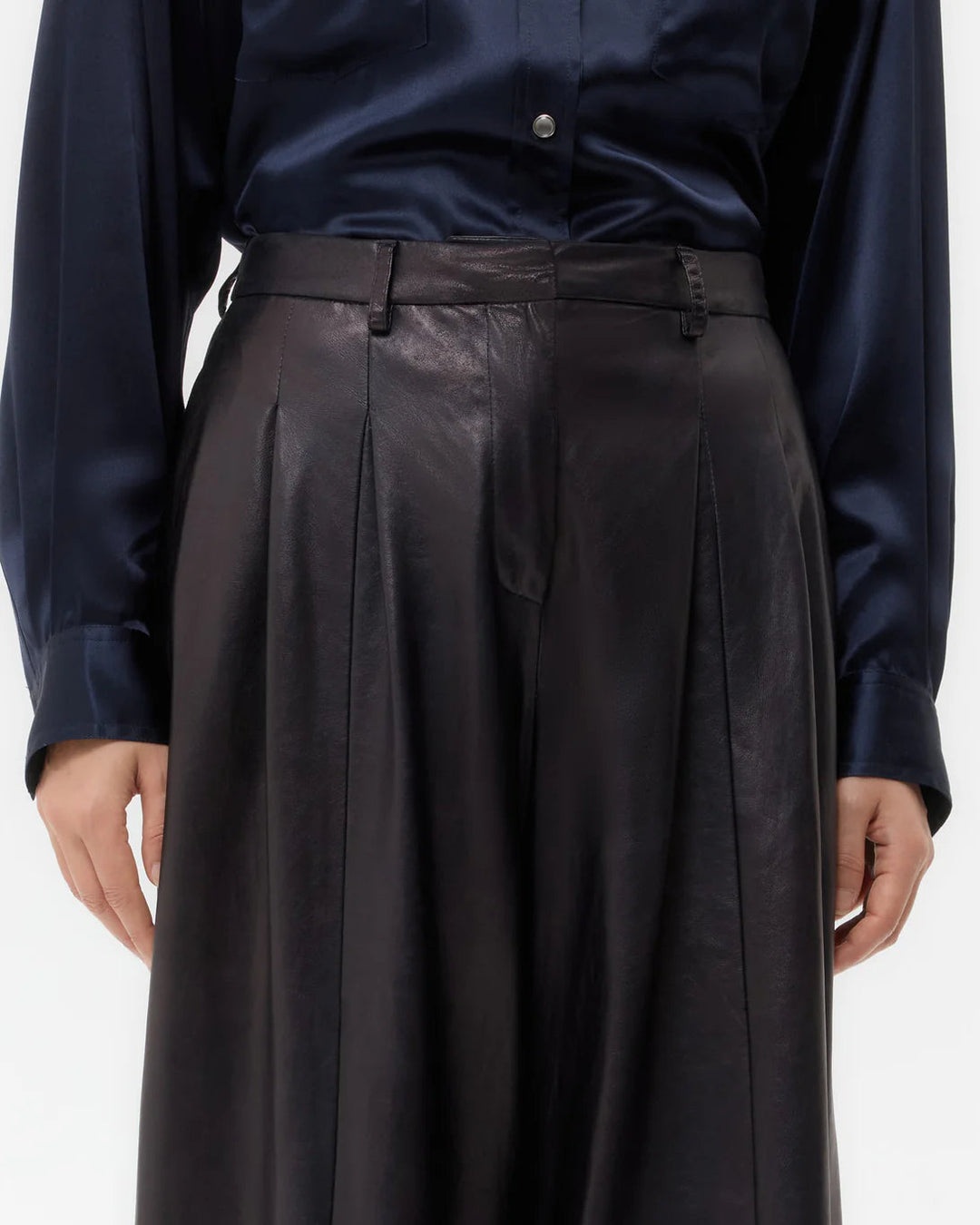 Leather Avery | Dark Midnight