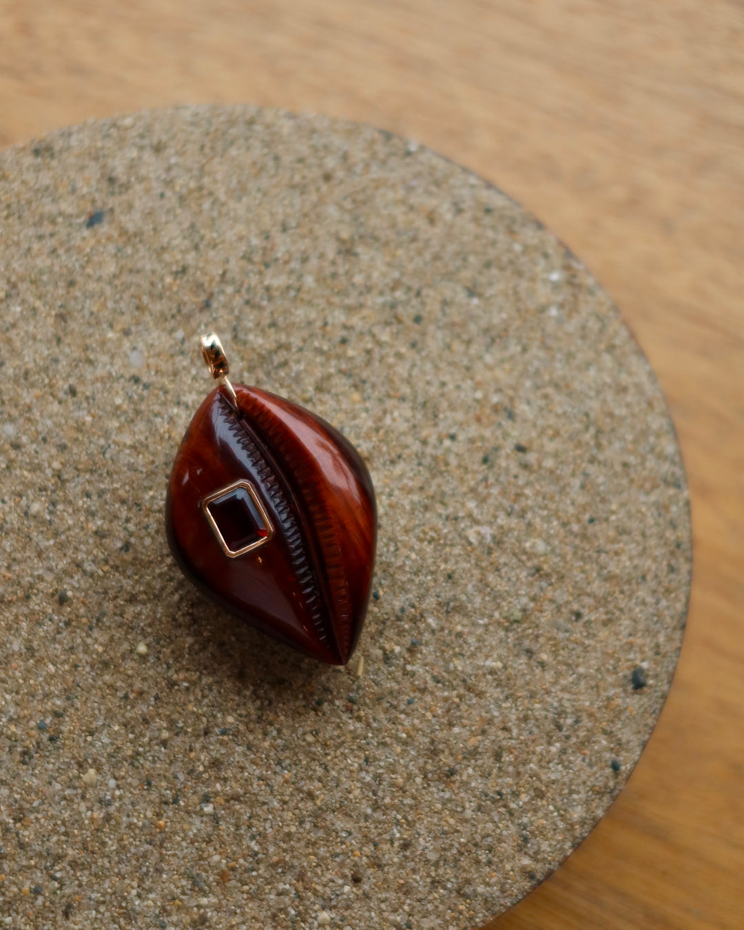 Grande Red Tigers Eye Carved Cowry With Citrine Charm