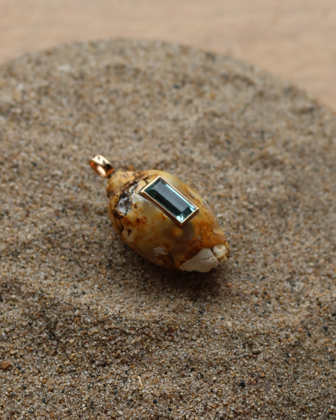 Fossilized Shell Aquamarine