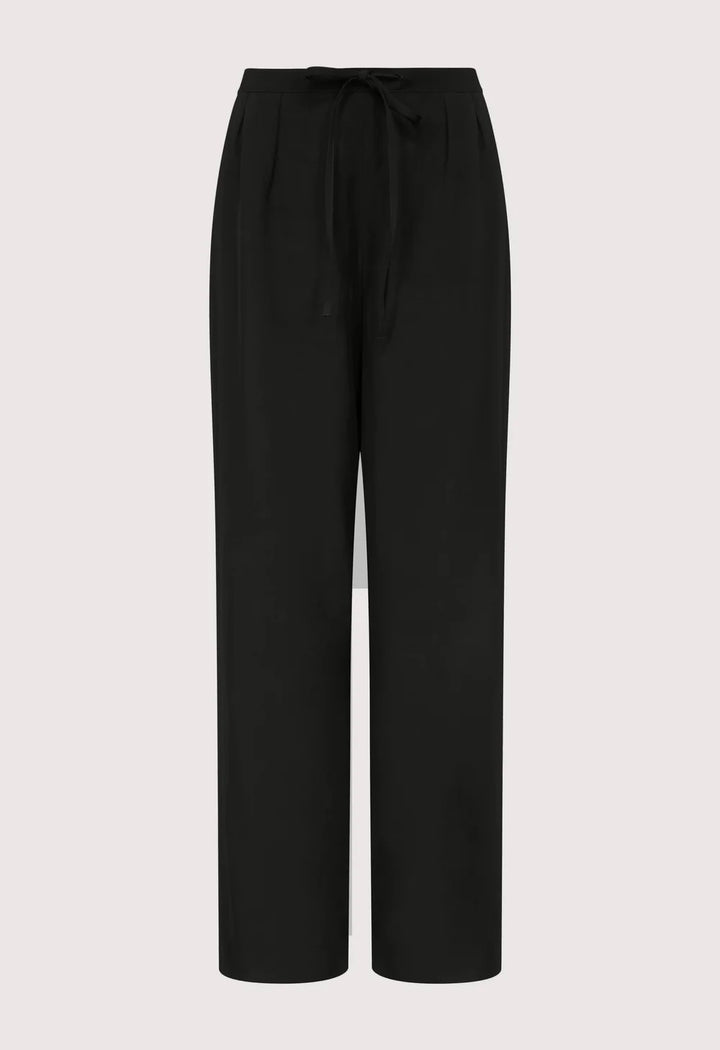Ellon Straight Leg Pant | Black