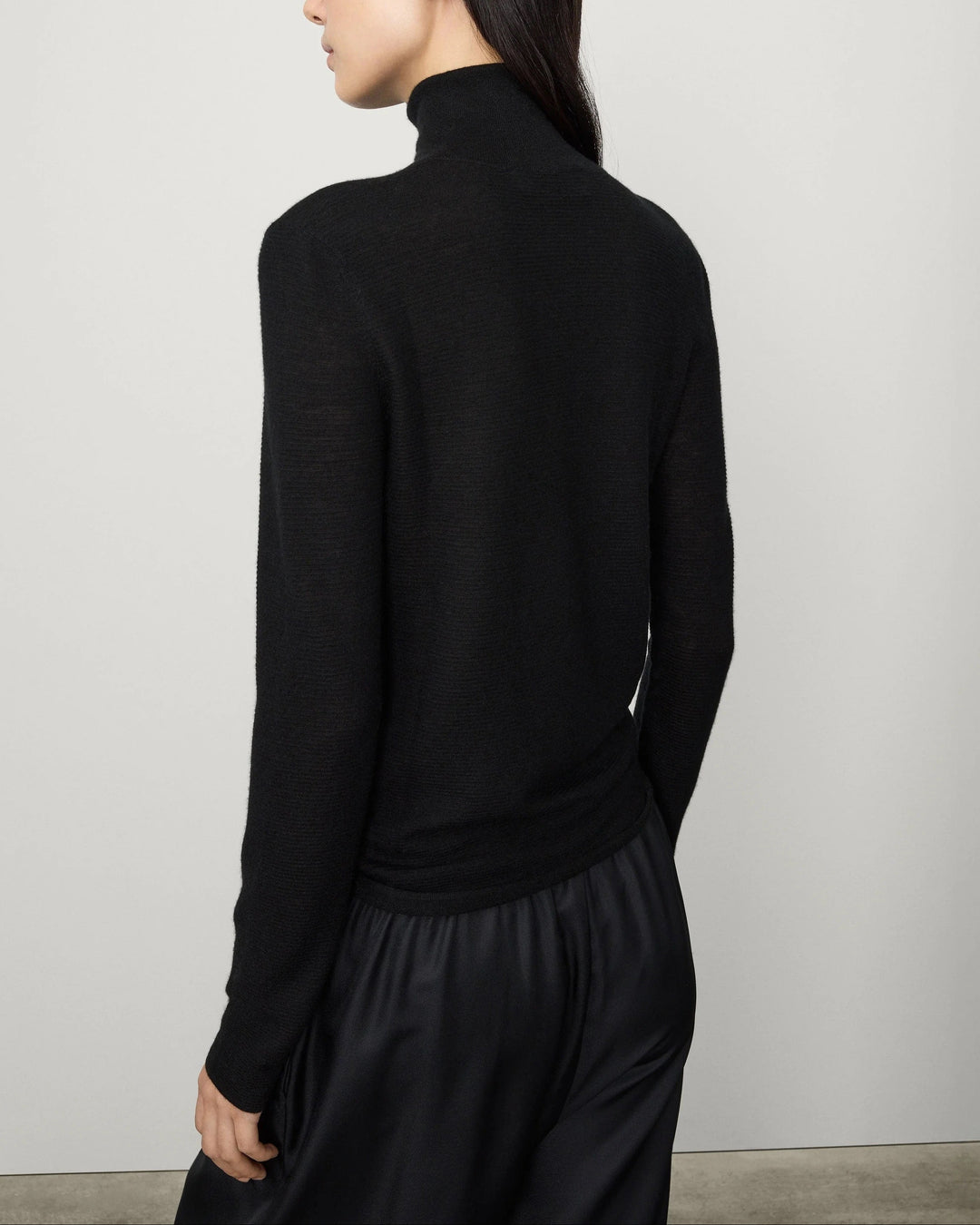Lory Sweater | Black