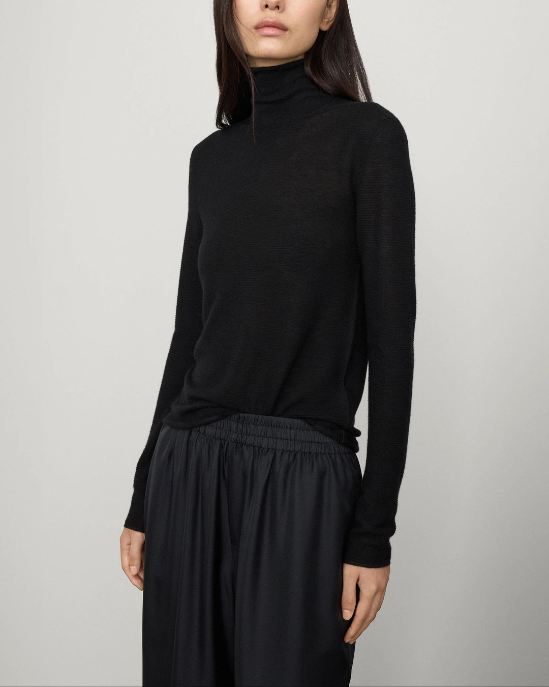 Lory Sweater | Black