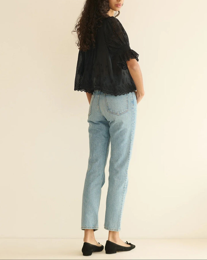 Henri Top | Black Eyelet