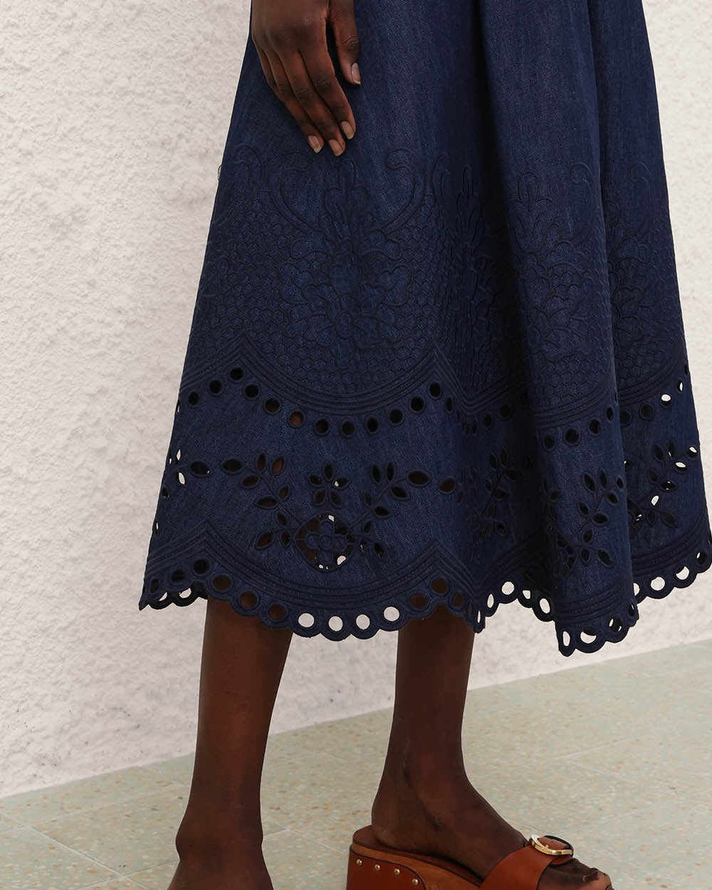 Mahon Broderie Denim Midi | Ink