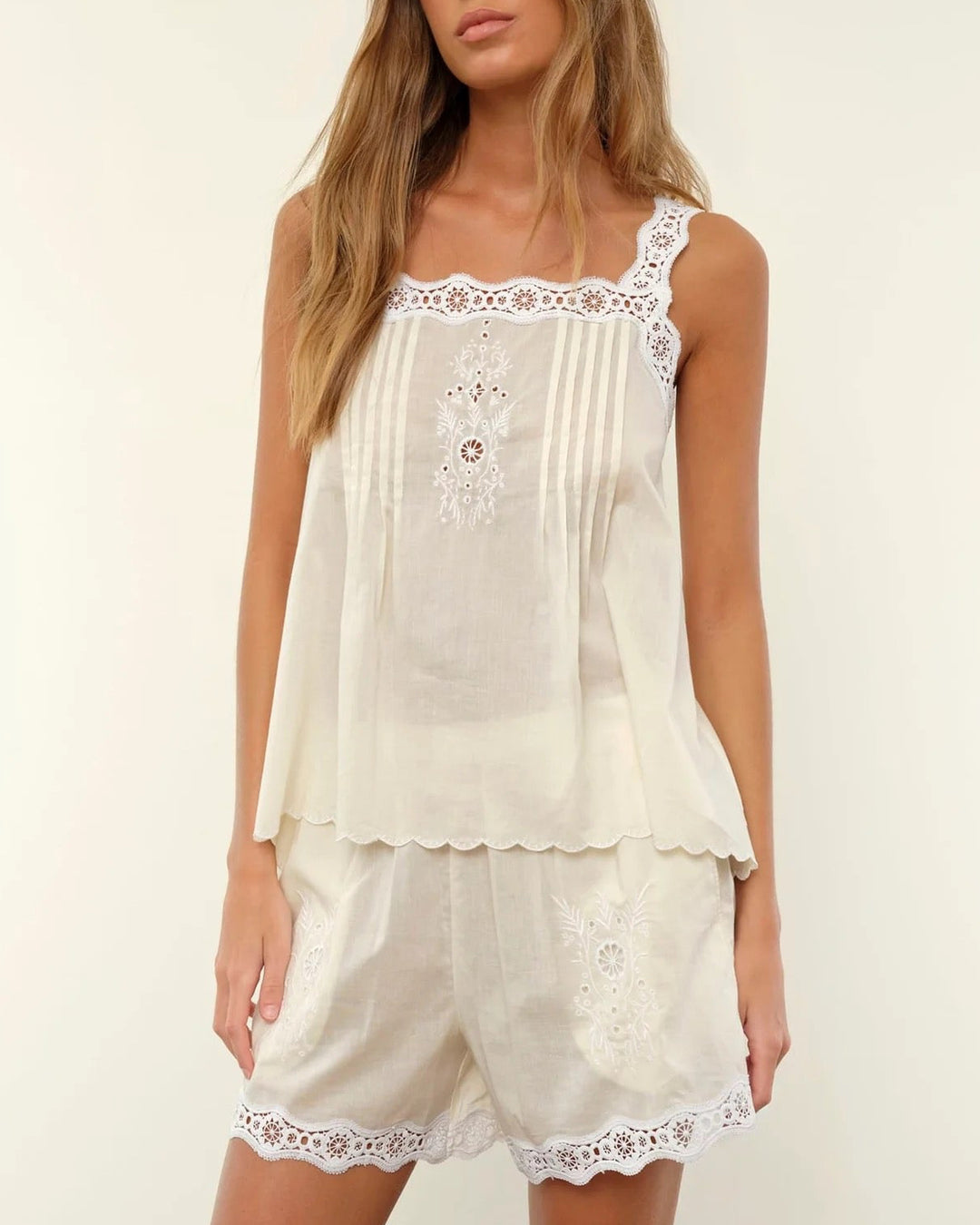 Danny Short | Beige Cream
