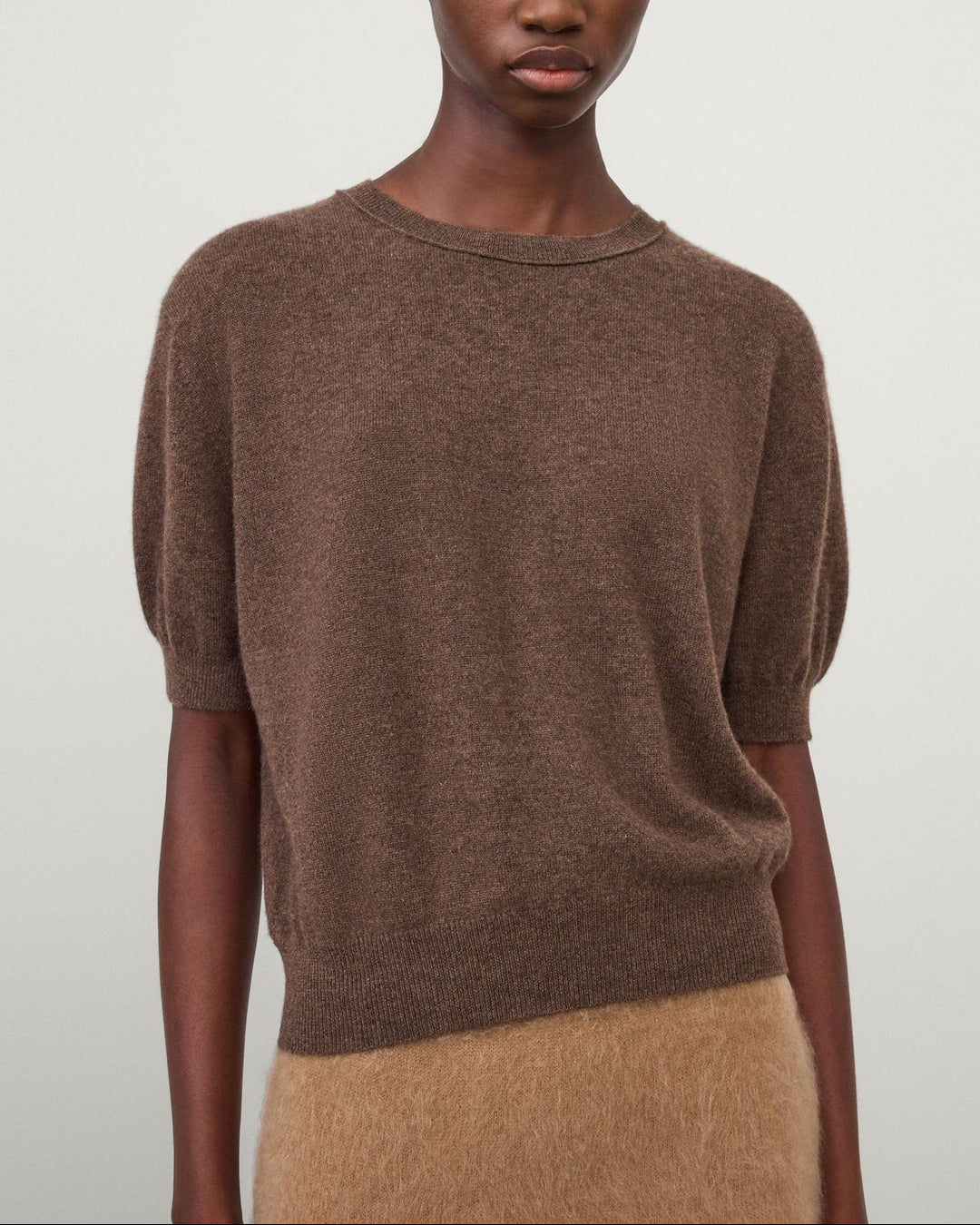 Genevra T-Shirt | Dark Truffle