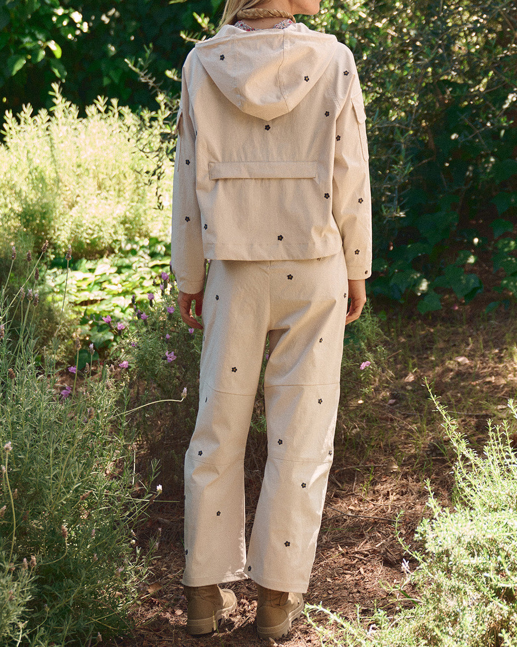 Embroidered Outpost Pant | Cream w/ Daisies