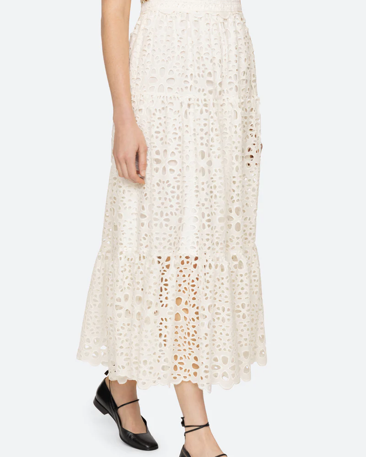 Lumi Eyelet Tier Maxi Dress | Cream