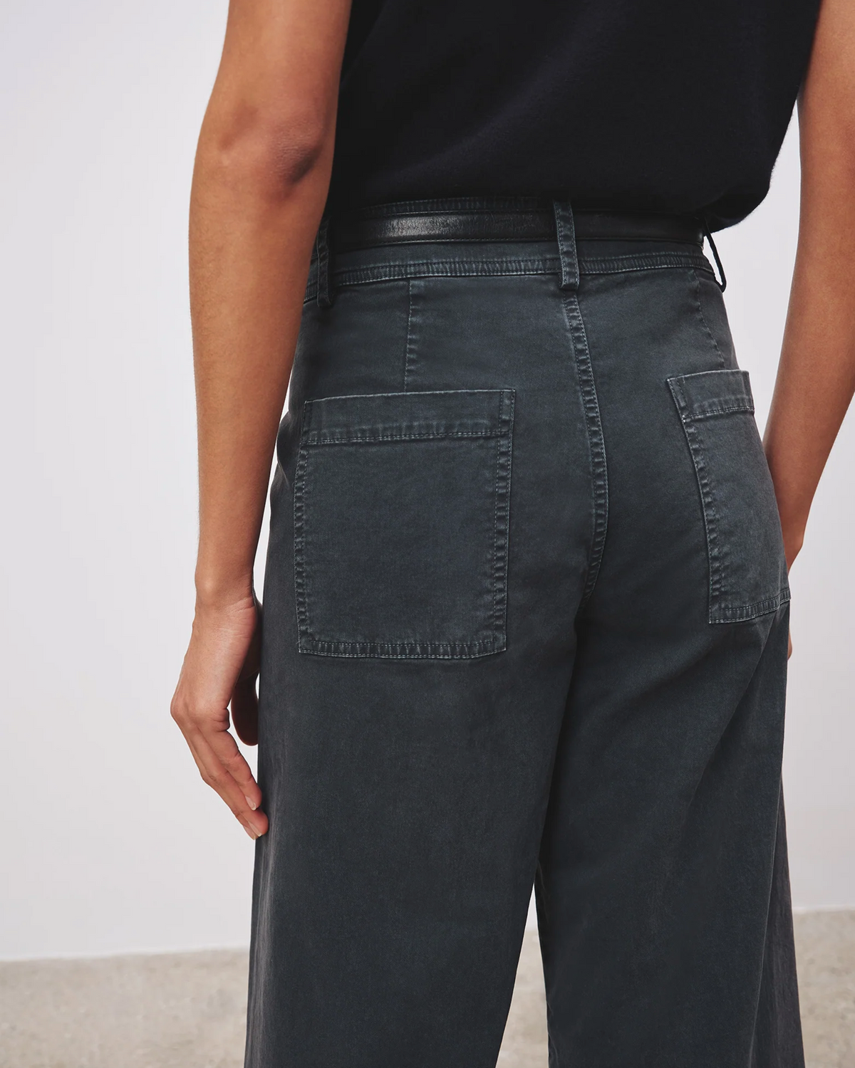 Megan Pant | Carbon